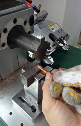 ȥƤ����~Ƭ���ӳ����c(di��n)��ҕ�l