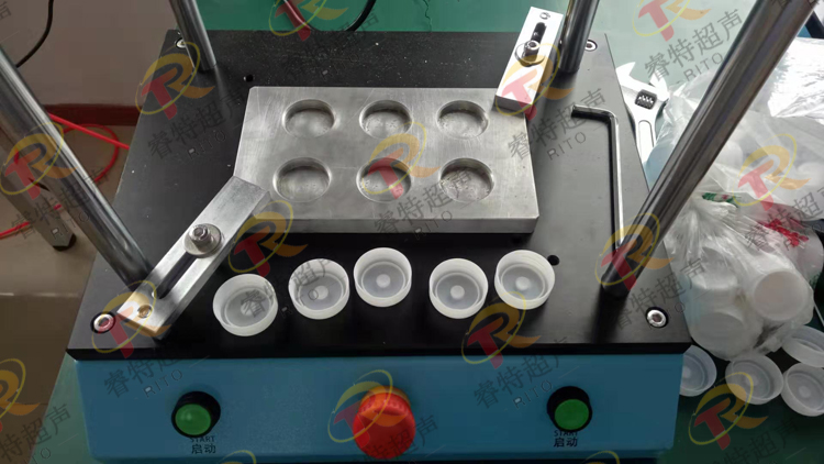 ����ƿ�w��ˮ͸��Ĥ���۟ቺҕ�l