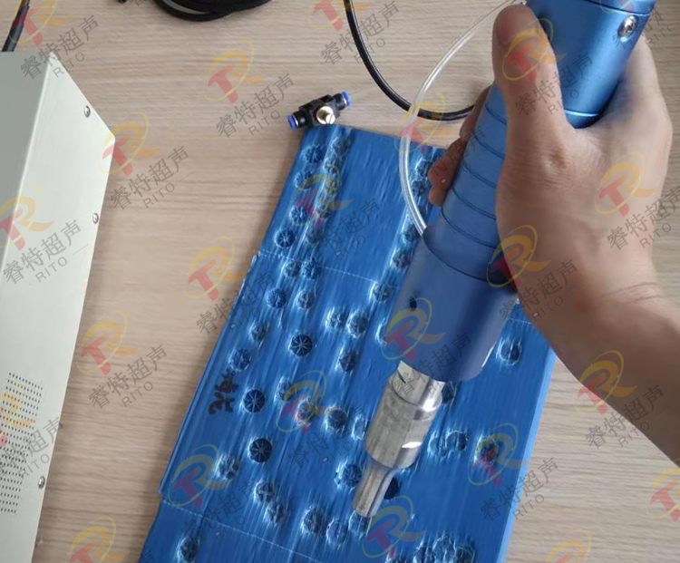 �пհ����D���ֳֳ����c(di��n)��ҕ�l