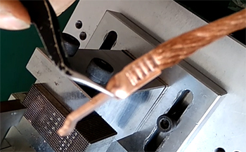 ��������~��(xi��n)�����~Ƭ�����c(di��n)��ҕ�l