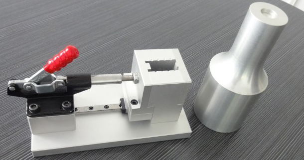 �������ӊA��-��ģ