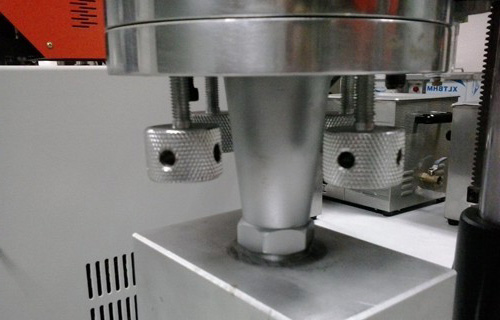 �������әCʹ��ǰ�{ԇ��ע�����