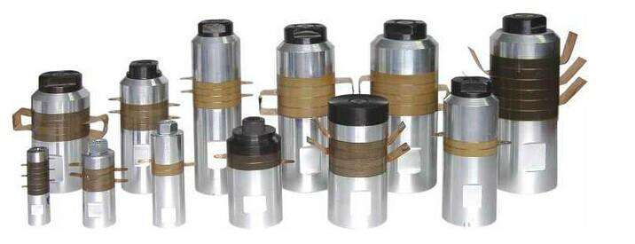 �������әC�����M��