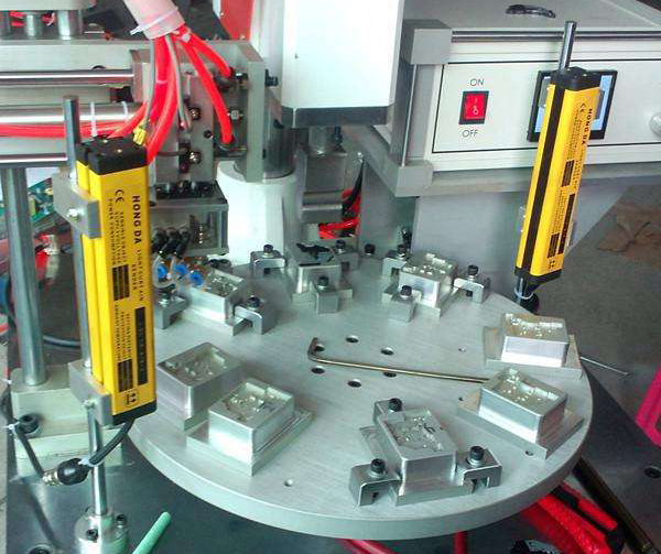 �����������ӕr(sh��)�װl(f��)���İ�ȫ�¹�