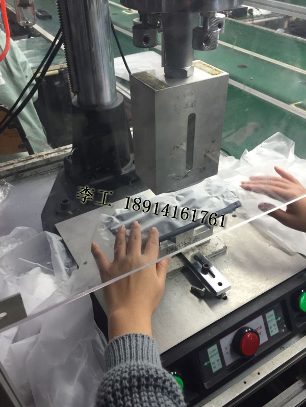 �������oĤ֪�R����