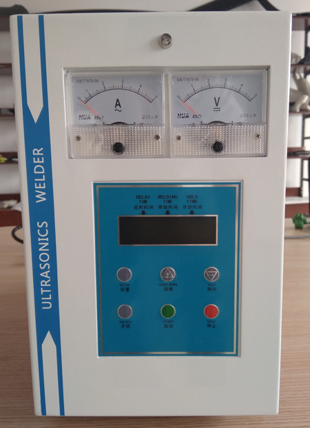 手持超聲波焊接機安裝模具的注意事項